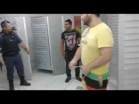 sexo banheiro publico gay